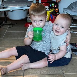 Meet your Posher, Angela